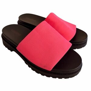 Torrid Bright Pink Chunky Platform Slide Sandal 9WW